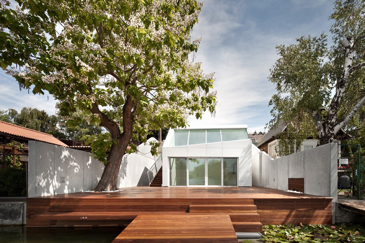 Share-Architects-BAthing