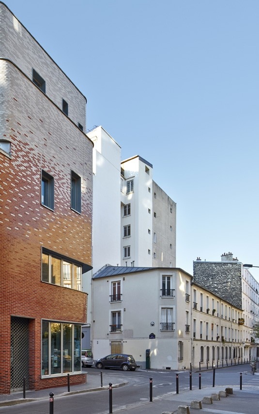Dumont Legrand Architectes, Victor Gelez Community Centre, Paris