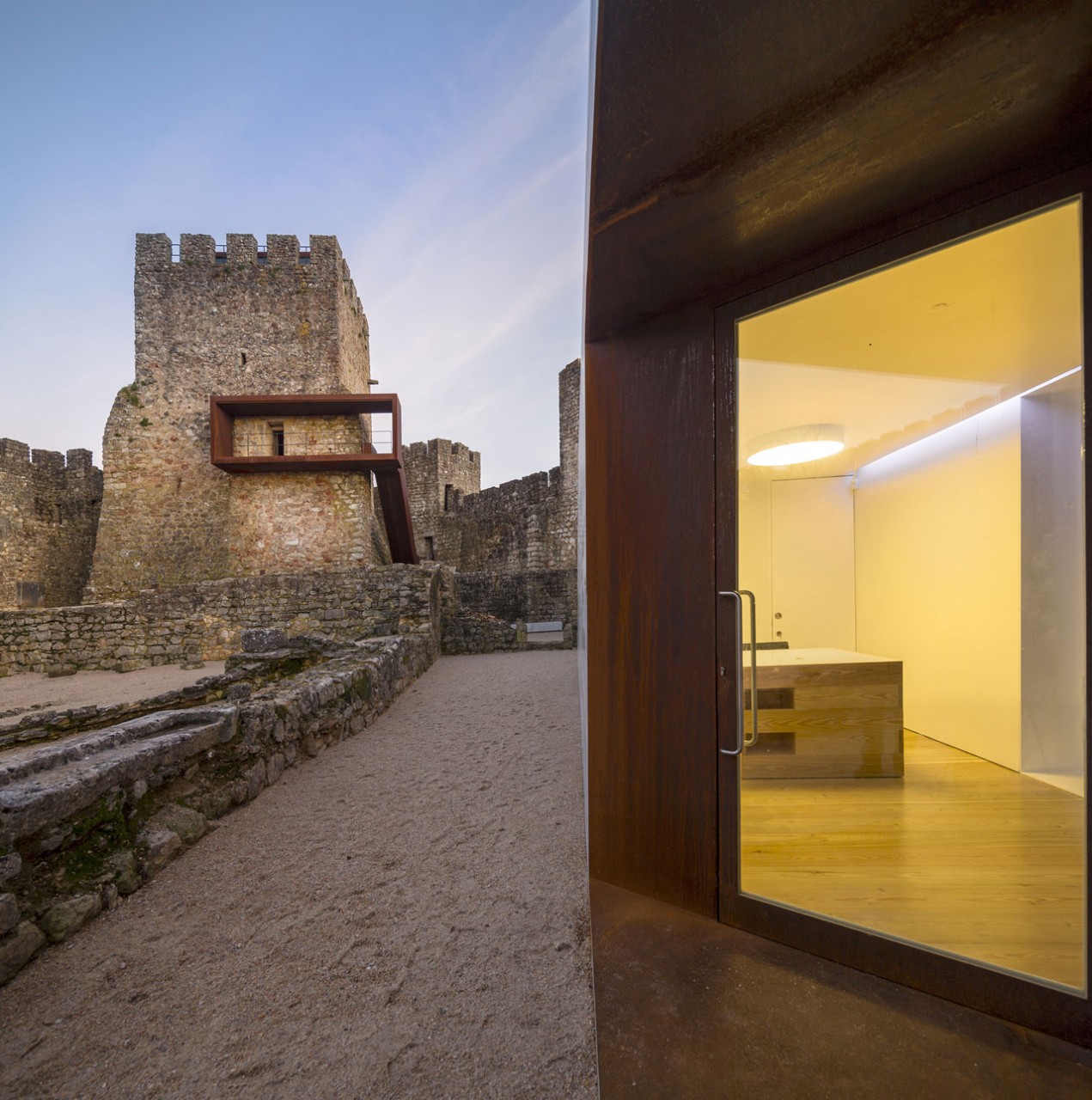Comoco Arquitectos, Pombao Castle’s Visitor Centre, Pombal, Portugal