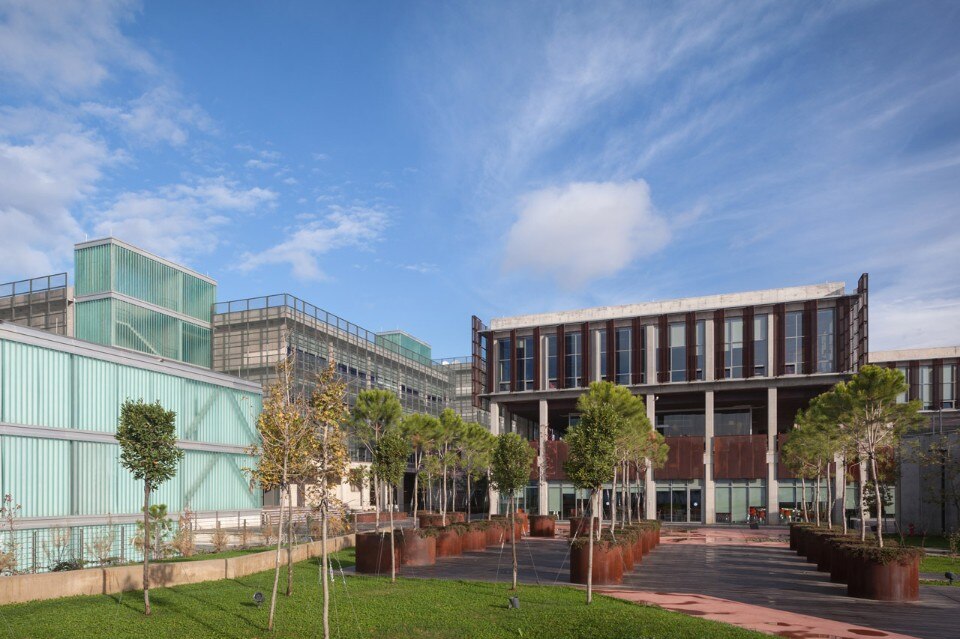 Kreatif Mimarlik, Piri Reis University Main Campus, Tuzla, Istanbul. Photo Cemal Emden Photography 