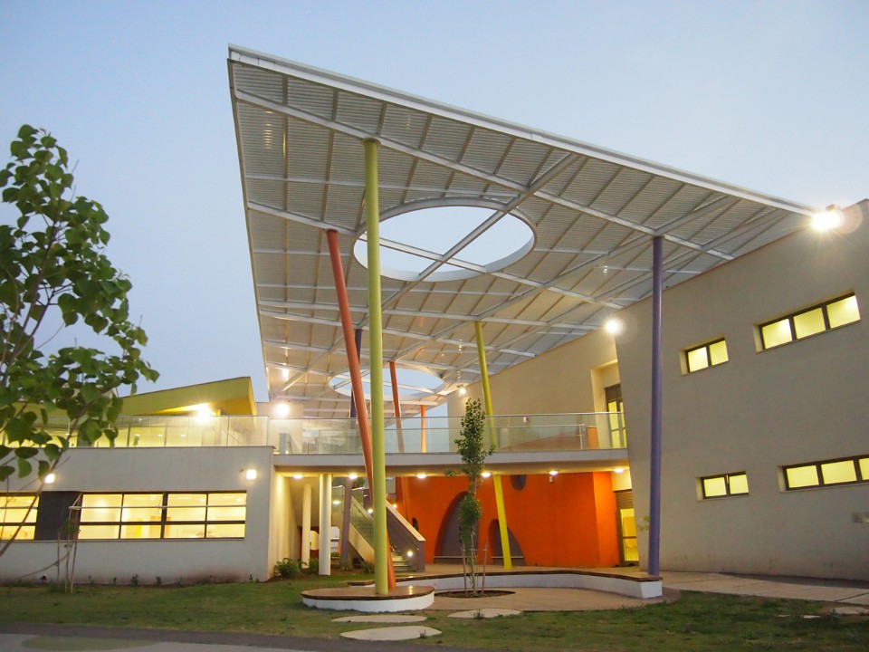 Knafo Klimor Architects, Rakafot School, Kiryat Bialik, Israel