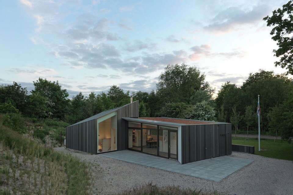 De Zwarte Hond, Dockboot Holiday Home, Schiermonnikoog, The Netherlands