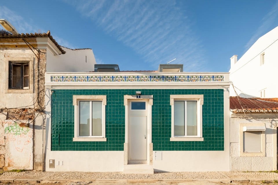 Colectivo Cais, Terras 8 House, Lisbon, Portugal