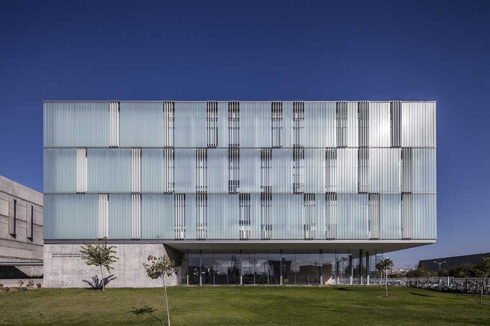  Chyutin Architects, National Institute for Biotechnology in the Negev, Ben-Gurion University, Be’er Sheva, Israel