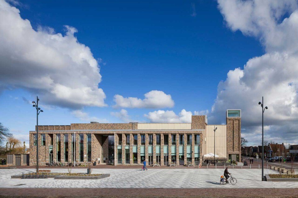 De Zwarte Hond, Drechterland Town Hall, Hoogkarspel, The Netherlands