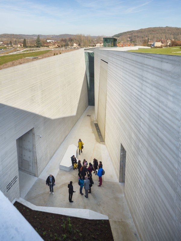 Snøhetta, Lascaux IV – Centro Internazionale di Arte Rupestre, Montignac, Francia, 2017