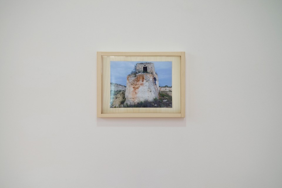 Fig.8 "Villaggio Cavatrulli", veduta della mostra, Planar Gallery, Bari, 2017