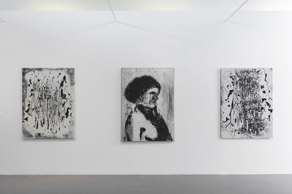 Img.19 Nino Migliori, “Il tempo, la luce e i segni”, veduta della mostra, Galleria M77, Milano, 2017