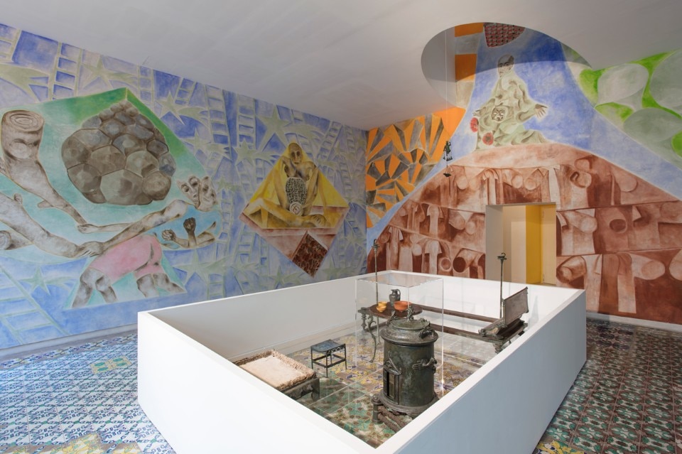 Francesco Clemente and a selection of furnishings and objects of the ancient domus