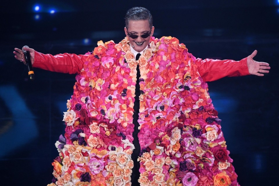 Festival di Sanremo 2021. Il mantello di Beatrice Beneforti