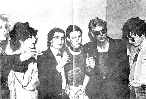 Graziano Origa ad un party di Punk Artist insieme, tra gli altri, ai Krisma. Foto via archivio Krisma.