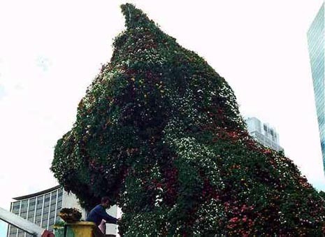 Jeff Koons, <i>Puppy</i>, 1992
