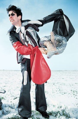 John Bock, <i>Alica Cooper</i>, 2001, Berlin. Video. Camera Knut Klaßen. Montaggio  Marc Aschenbrenner. Courtesy 
Klosterfelde, Berlin; Anton Kern, New York 
