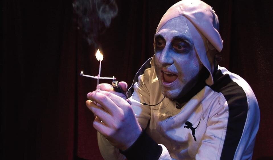 Nathaniel
Mellors, <i>Giantbum</i>, 2008
(work in progress).
Video-installazione
con sculture animatroniche
