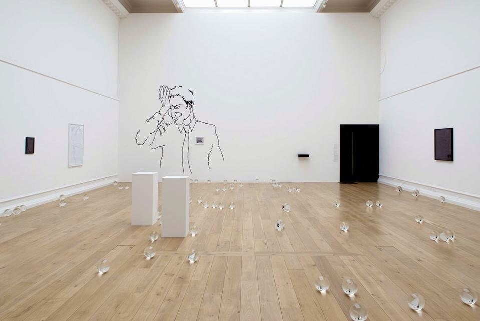 Ryan Gander, <i>Heralded as the New Black</i>, 
installazione, South London Gallery, 2008.
Photo: Andy Keate
