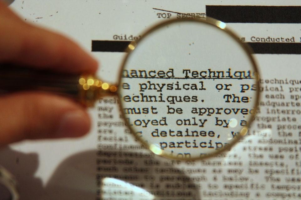 Mariam Ghani, <i>The Trespassers</i>, 2010-11. Still da video installazione (proiezione HD, suono su 4 canali, documenti), dimensioni variabili. Commissione della Sharjah Art Foundation.