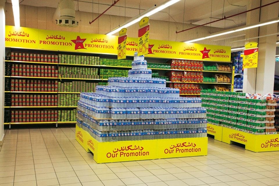 Il nuovo supermercato Carrefour di Erbil. Grazie all’attuale politica di sviluppo urbano, il volto della capitale sta rapidamente cambiando e sono arrivati i grandi marchi del commercio internazionale