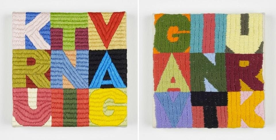 A sinistra, <em>Letters & Time</em>, 2012. A destra, <em>Sun & Stars</em>, 2012
