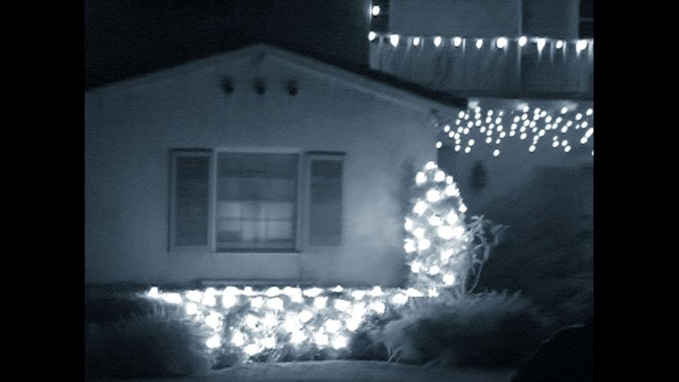 Foto di apertura: Bill Viola, <i>The Sleepers</i>, 1992. Photo Louis Lussier. Qui sopra: Bill Viola, <i>Poem B</i>, 2006. Photo Kira Perov