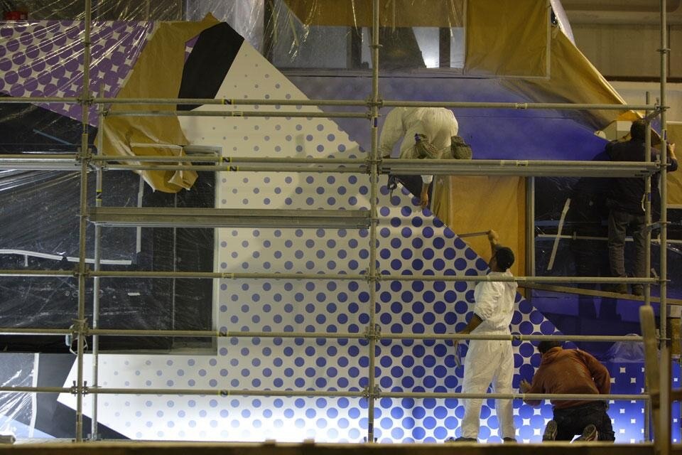 Fase di lavorazione di <i>Guilty</i> di Jeff Koons e Ivana Porfiri