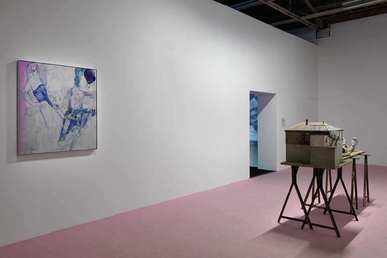 Inside, Palais de Tokyo, 2014. Andro Wekua, da sinistra a destra: Untitled, 2014; Untitled, 2011