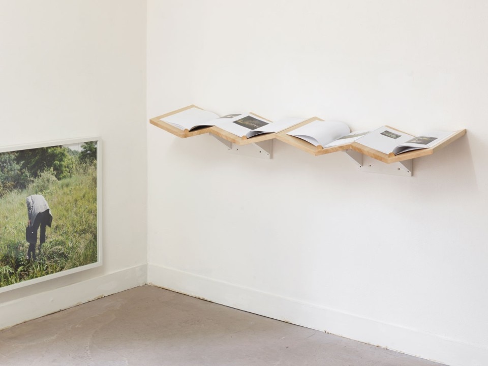 Vista della mostra “Twice, Cyrille Weiner et Grégory Lacoua”, Galerie Laurent Mueller, Parigi