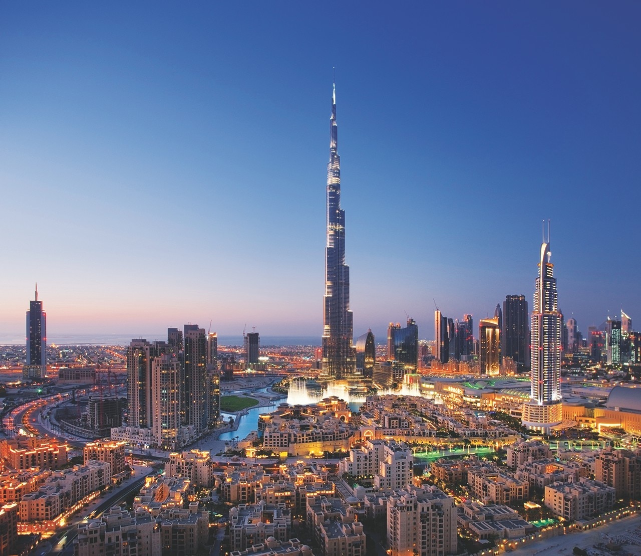 Burj Khalifa, the word's tallest tower in Dubai designed by SOM - Domus