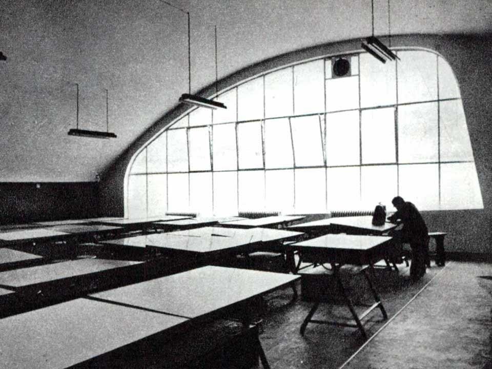 Un'indagine sulle facoltà di Architettura di Venezia e Torino. <em>Domus</em> 563 / ottobre 1976, vista pagine interne