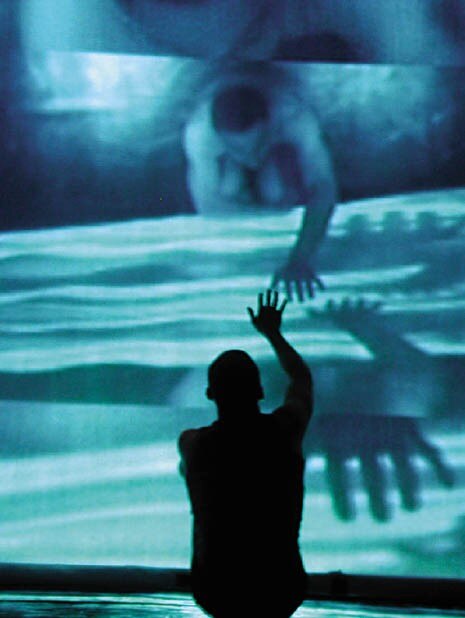 Frame da “Pixel”, installazione creata da Rui Horta