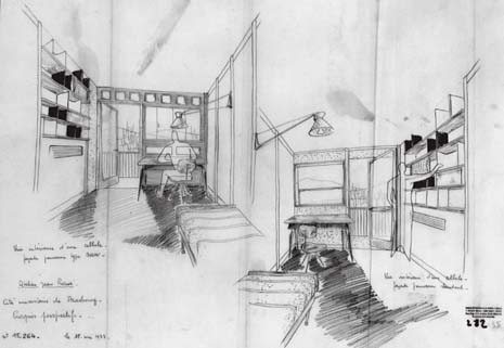 Nei primi anni Cinquanta Prouvé accetta l’invito di André Bloc, direttore della rivista <i>L’architecture d’aujourd’hui</i>, a partecipare al progetto dell’arredo per la Cité Universitaire d’Antony insieme a Charlotte Perriand e Sonia Delaunay: l’obiettivo è quello di tentare una “sinthèse des arts”. Modelli della sua produzione standard vengono adattati per arredare gli ambienti comuni. Fond Jean Prouvé ADMM/S.C.E. Jean Prouvé. Tout droits réservés Nei primi anni Cinquanta Prouvé accetta l’invito di André Bloc, direttore della rivista <i>L’architecture d’aujourd’hui</i>, a partecipare al progetto dell’arredo per la Cité Universitaire d’Antony insieme a Charlotte Perriand e Sonia Delaunay: l’obiettivo è quello di tentare una “sinthèse des arts”. Modelli della sua produzione standard vengono adattati per arredare gli ambienti comuni. Fond Jean Prouvé ADMM/S.C.E. Jean Prouvé. Tout droits réservés