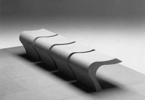 "Clizia", seduta per esterni in materiale lapideo, 1990