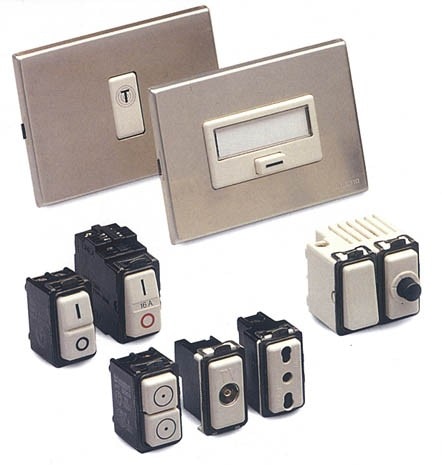 Giuseppe Zecca, serie Magic, 1960. Foto BTicino 