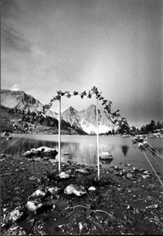 Ettore Sottsass, <i>C'è sempre una porta attraverso la quale incontri il tuo amore</i>