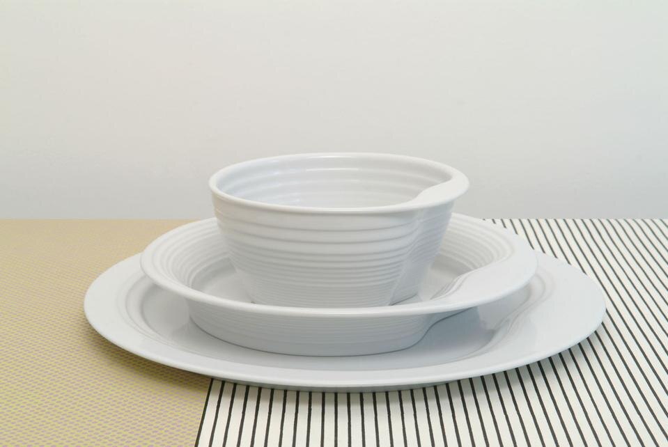 Paysages, servizio da tavola in 7 pezzi, Ligne Roset / 2008. Photo © Morgane Le Gall