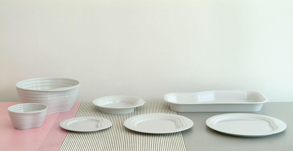 Paysages, servizio da tavola in 7 pezzi, Ligne Roset / 2008. Photo © Morgane Le Gall
