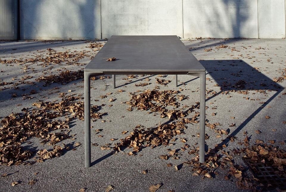 Paolo Lucidi (1974) e Luca Pevere (1977) hanno fondato a Milano Lucidi Pevere Design Studio dopo essersi incontrati durante il Corso di Laurea in Disegno Industriale del Politecnico. Entrambi friulani, quando hanno lasciato Milano nel 2006 hanno deciso di trasferire lo studio a Udine
