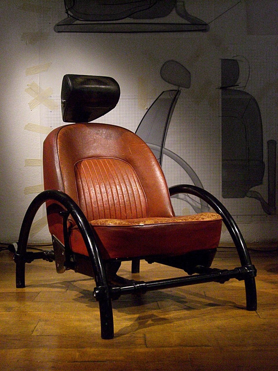 Ron Arad, Rover Chair, 1981. © Courtesy Ron Arad Associates, London 