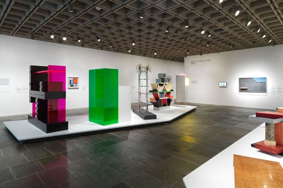 Img.3 View of the exhibition “Ettore Sottsass. Radical Design” at the Metropolitan Museum of Art, New York. Courtesy of The Metropolitan Museum of Art