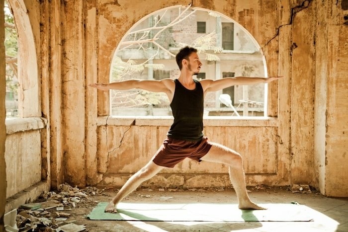 Dario Buratto, Virabhadrasana b, Prima serie di Ashtanga yoga, Stories of Italy