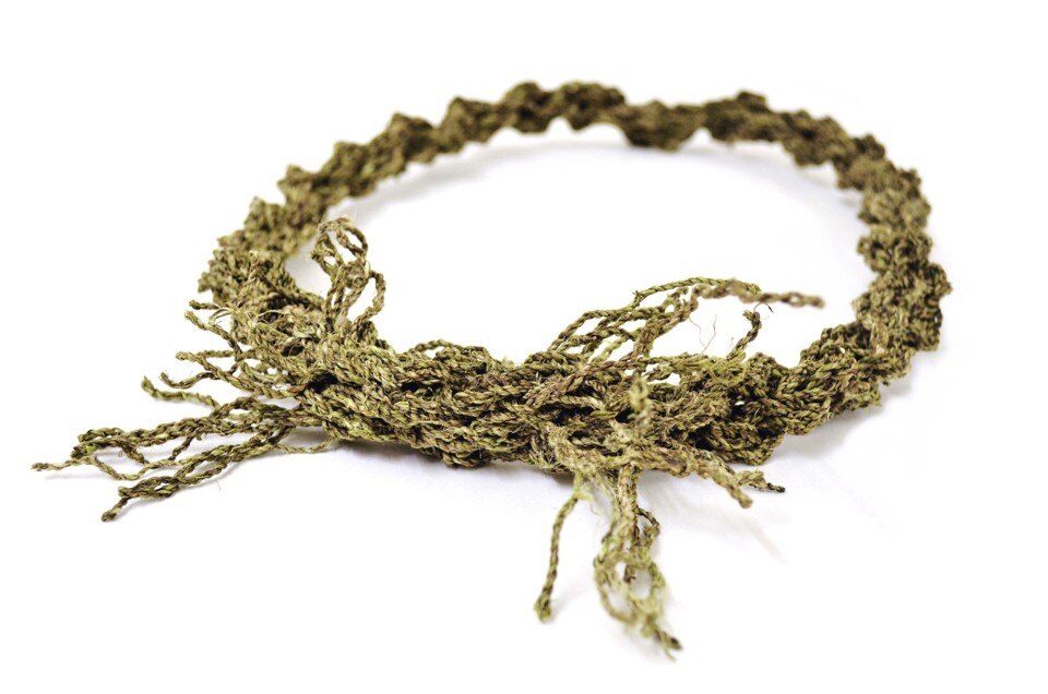 Jasmin Matzakow, Untamable necklace from the series Ecotechnomagic, 2018. Photo Jasmin Matzakow Jasmin Matzakow, Untamable necklace from the series Ecotechnomagic, 2018. Photo Jasmin Matzakow