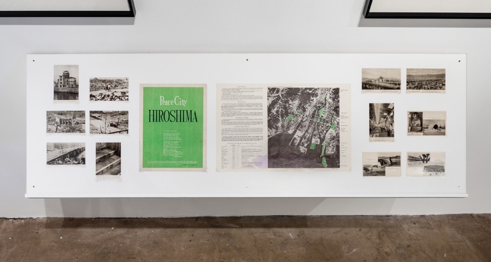 l progetto di Kenzo Tange per la costruzione dell'Hiroshima Peace Memorial Park; dalla mostra "Noguchi Memorial to the Atomic Dead", Isamu Noguchi Museum, New York. Foto: Nicholas-Knight.