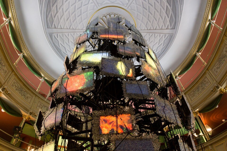 “Lasvit Monsters Cabaret”, Teatro Gerolamo, Fuorisalone 2018