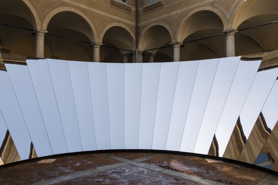 Phillip K. Smith III, Open Sky, Palazzo Isimbardi, Milano, Fuorisalone 2018 Phillip K. Smith III, Open Sky, Palazzo Isimbardi, Milano, Fuorisalone 2018