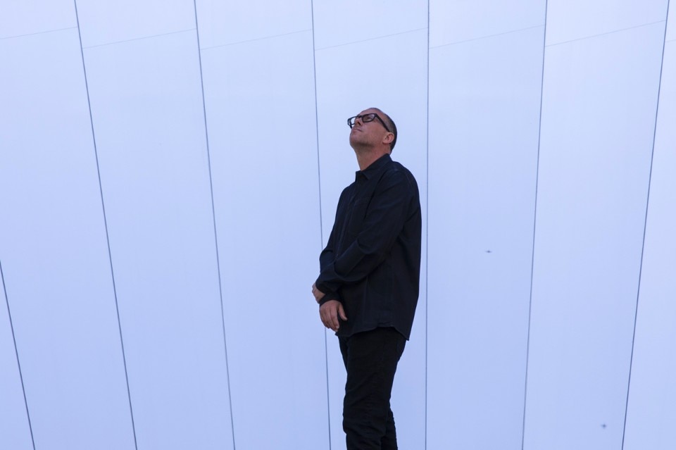 Phillip K. Smith III, Open Sky, Palazzo Isimbardi, Milano, Fuorisalone 2018 Phillip K. Smith III, Open Sky, Palazzo Isimbardi, Milano, Fuorisalone 2018