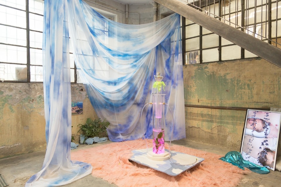 Dissolving Views by Morphing, Alcova Sassetti Dissolving Views by Morphing, Alcova Sassetti