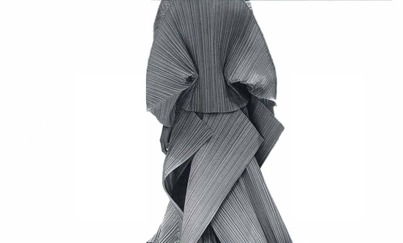 Farewell to Issey Miyake. From the Domus archive, the reflections