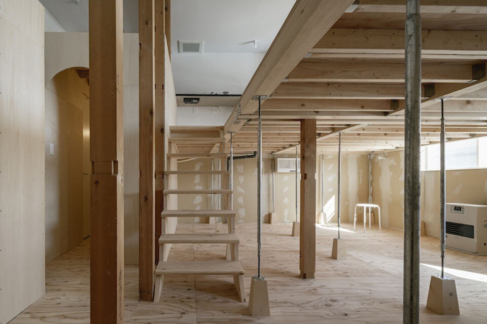 Yoshichika Takagi & Associates, The stage in Sumikawa, Sapporo, Giappone 2023. Foto Ikuya Sasaki Yoshichika Takagi & Associates, The stage in Sumikawa, Sapporo, Giappone 2023. Foto Ikuya Sasaki
