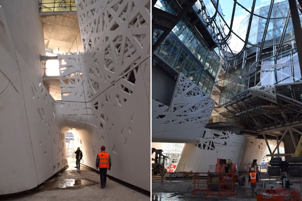 Nemesi&Partners, Palazzo Italia, costruzione della facciata ramificata e della piazza interna© Nemesi&Partners