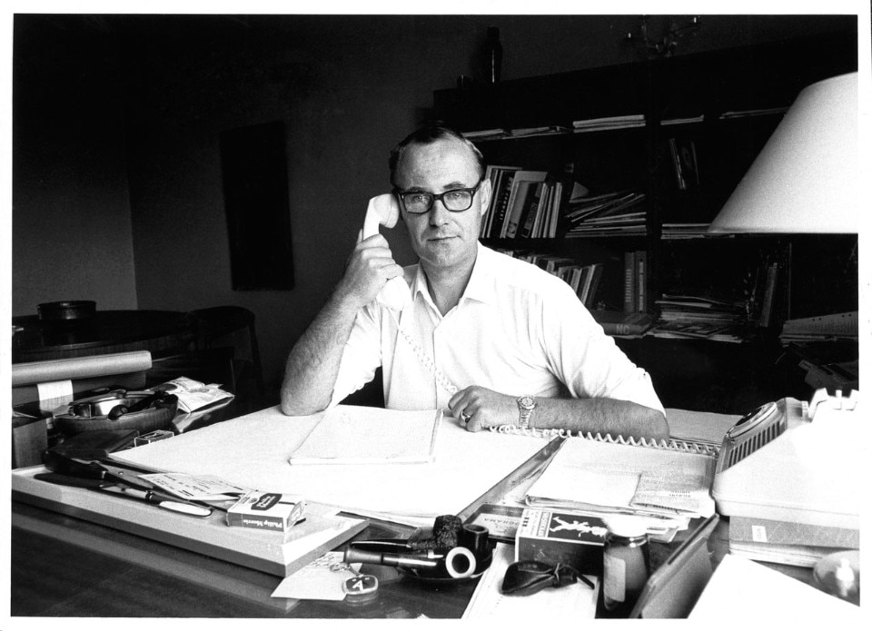 Ingvar Kamprad, fondatore di Ikea nel suo ufficio  1963-1964. © Inter IKEA Systems B.V. 2016