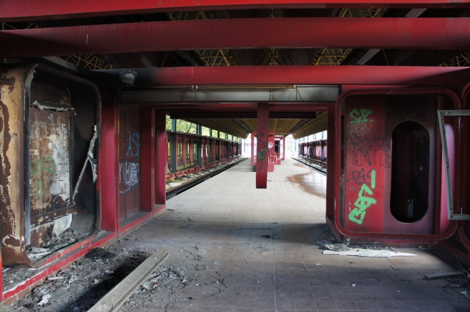 The ghost metro of Charleroi